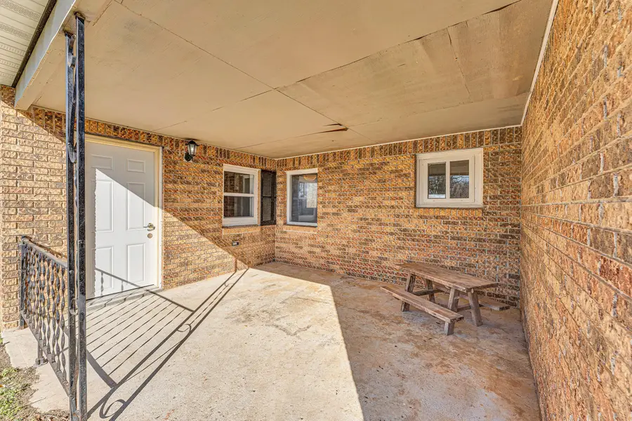 369 Mountain Dale Road, Seymour, MO 65746 - Image #2