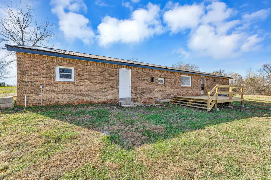 369 Mountain Dale Road, Seymour, MO 65746 - Image #3