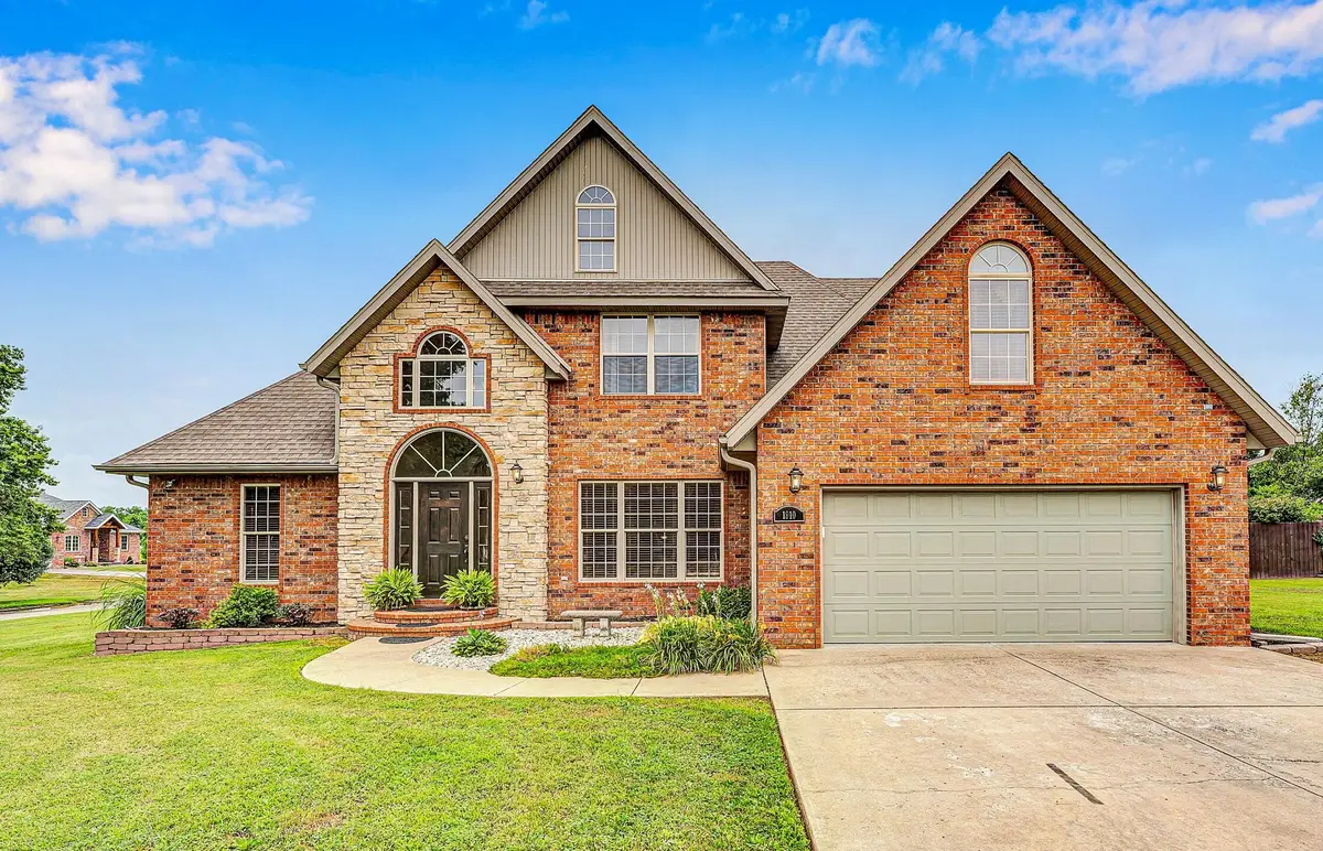 1910 W Meadow Lark Lane, Aurora, MO 65605 - #1