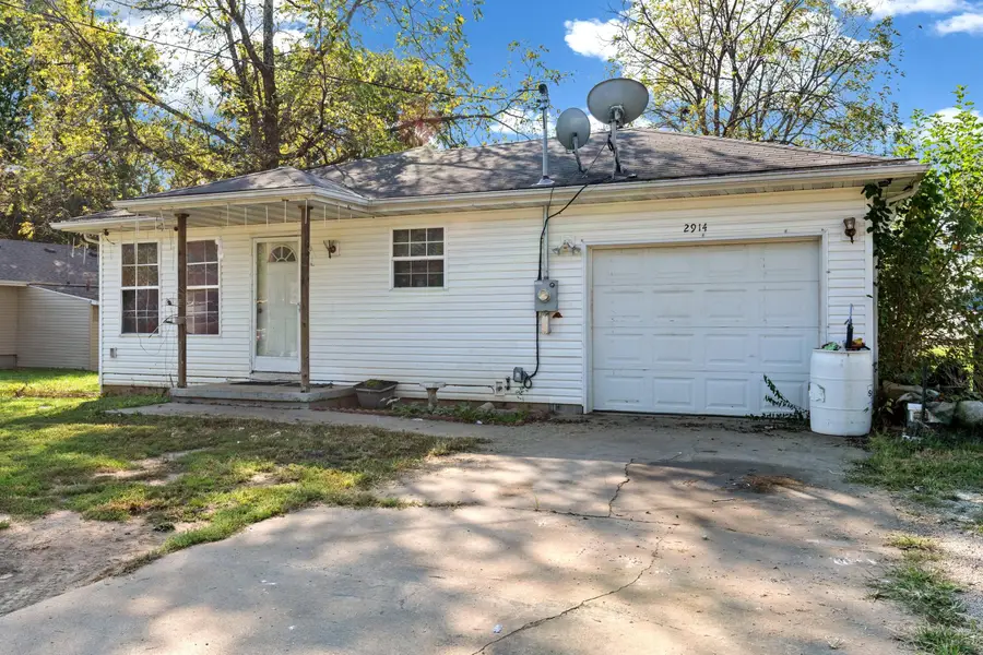 2914 W Chestnut Street, Springfield, MO 65803 - Image #2