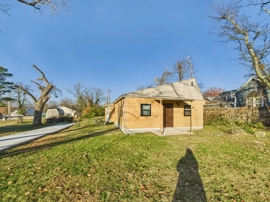 523 Pine Street, Cabool, MO 65689 - Image #2
