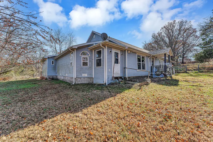5040 Highway 5, Hartville, MO 65667 - Image #2