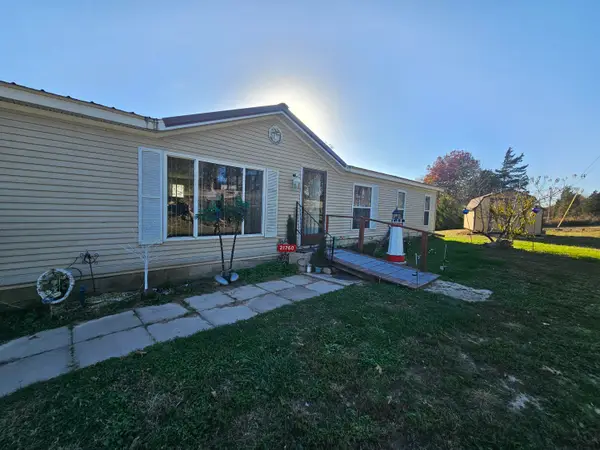 21760 Walnut Road, Wheatland, MO 65779