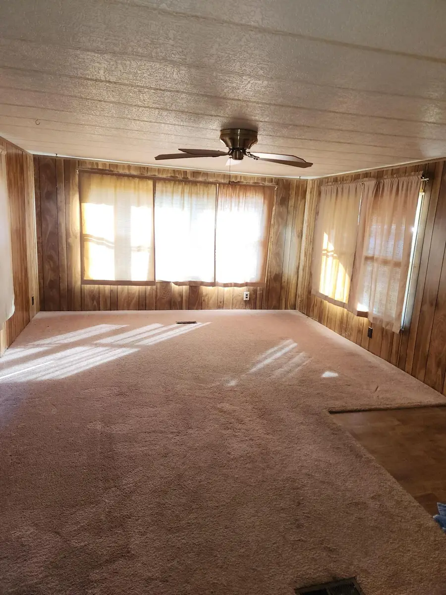 949 945 Ellingsworth Lane, Highlandville, MO 65669 - Image #3