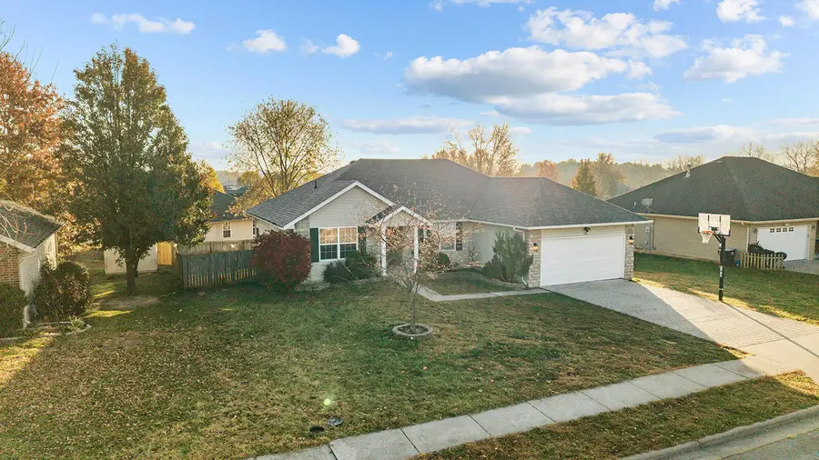 448 N Glenwood Avenue, Republic, MO 65738 - Image #2