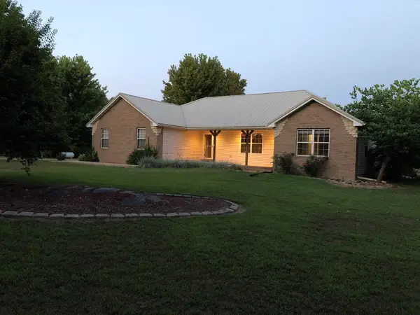 141 Brianna Drive, Seymour, MO 65746