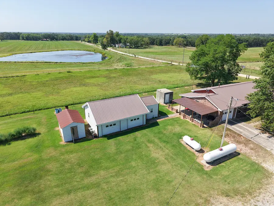 15703 S 2850 Road, El Dorado Springs, MO 64744 - Image #3