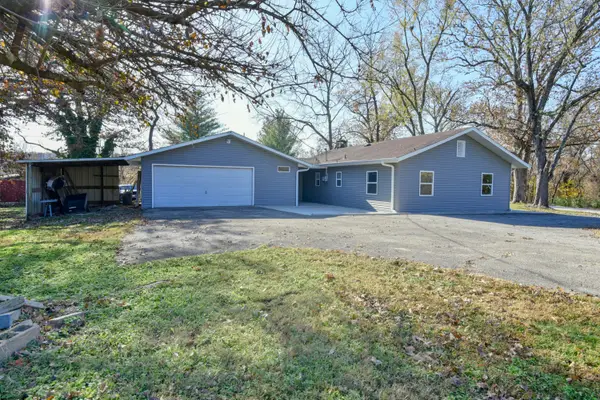 413 Molly Lane, Rockaway Beach, MO 65740