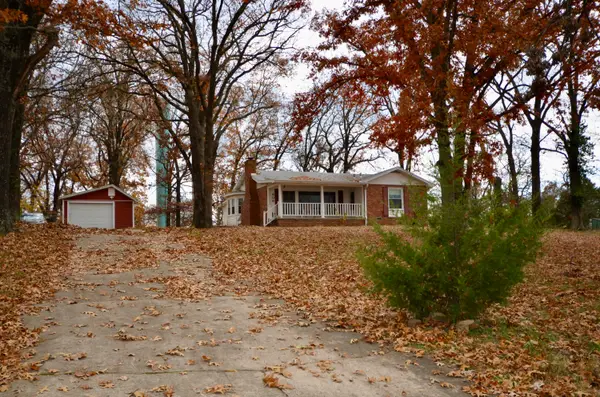 608 Chippewa Street, Seneca, MO 64865