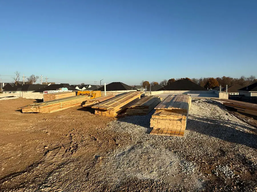 1183 E Habersham Street, Republic, MO 65738 - Image #2