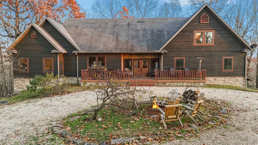 22011 Coyote Ridge Road, Cassville, MO 65625 - Image #3
