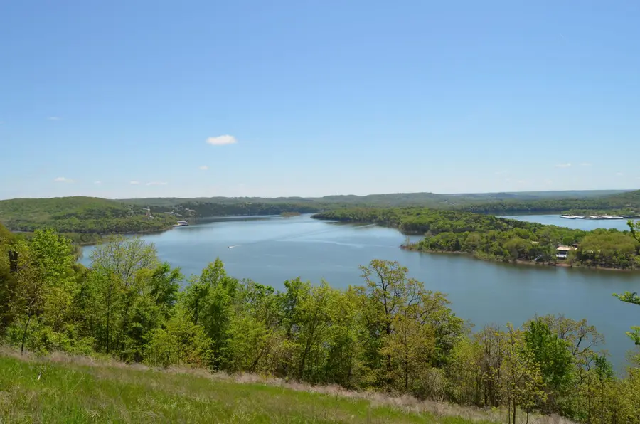 311 Cliffside Drive, Galena, MO 65656 - Image #2