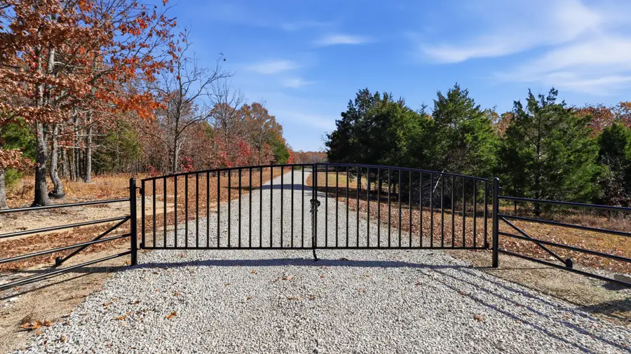 170 Ee Highway, Thayer, MO 65791 - Image #3