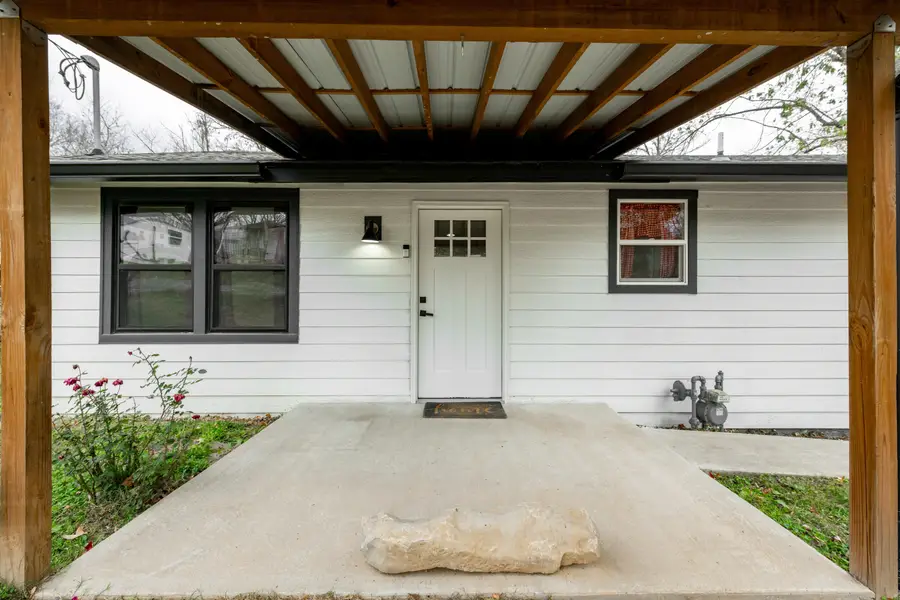 605 E Oak Street, Ozark, MO 65721 - Image #2