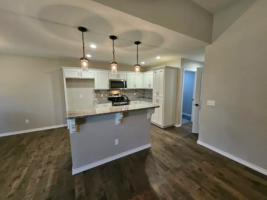 1103 Amanda Avenue, Monett, MO 65708 - Image #2