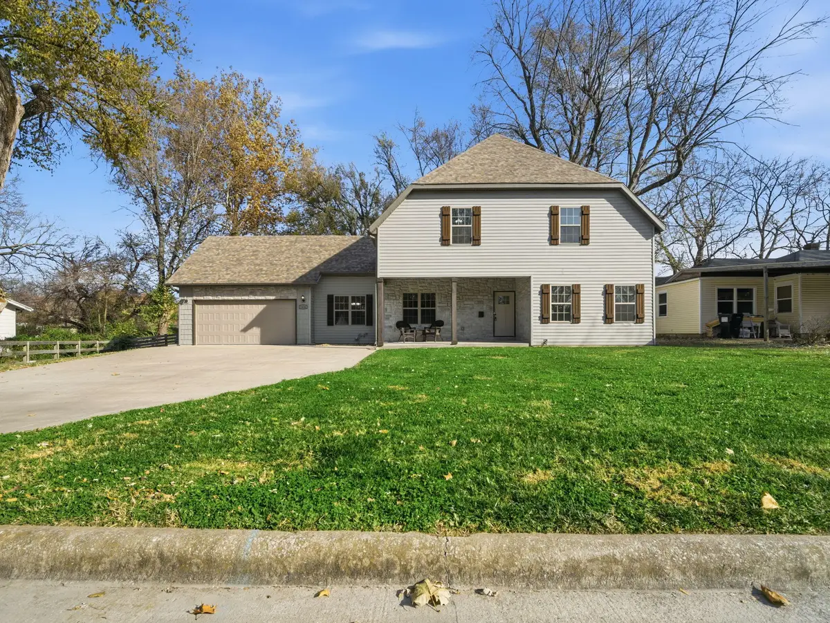 1436 S Pickwick Avenue, Springfield, MO 65804 - Image #1