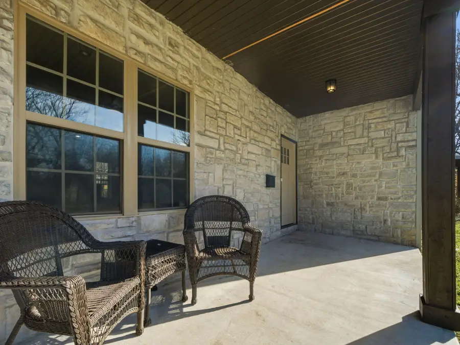 1436 S Pickwick Avenue, Springfield, MO 65804 - Image #3