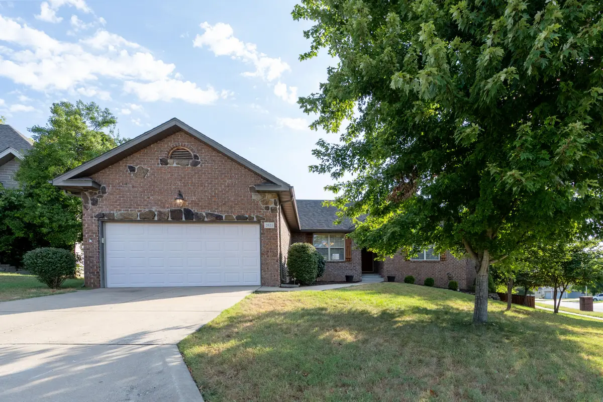 2021 W Melbourne Court, Springfield, MO 65810 - Image #1