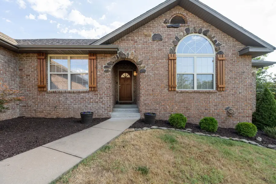 2021 W Melbourne Court, Springfield, MO 65810 - Image #2