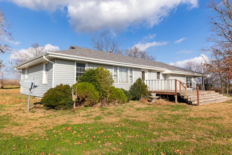 353 Durington Road, Buffalo, MO 65622 - Image #2