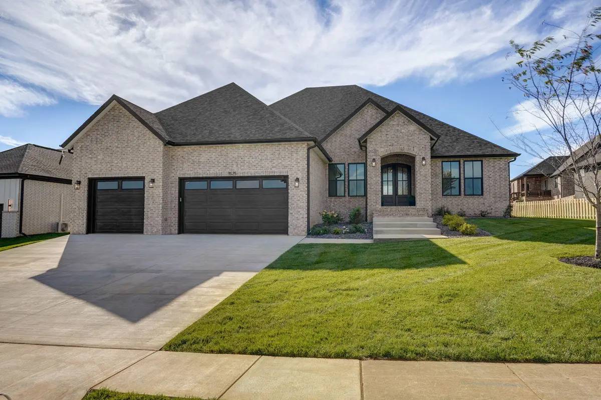 1525 N Marlowe Avenue, Springfield, MO 65802 - Image #1