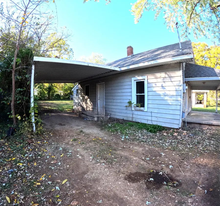 2227 N Lyon Avenue, Springfield, MO 65803 - Image #2