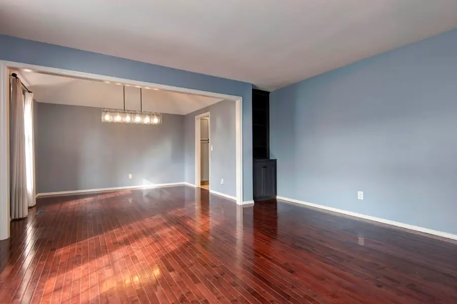 1821 E Vincent Drive, Springfield, MO 65804 - Image #3