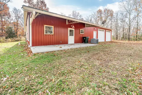 1450 County Road 220, Eureka Springs, AR 72631