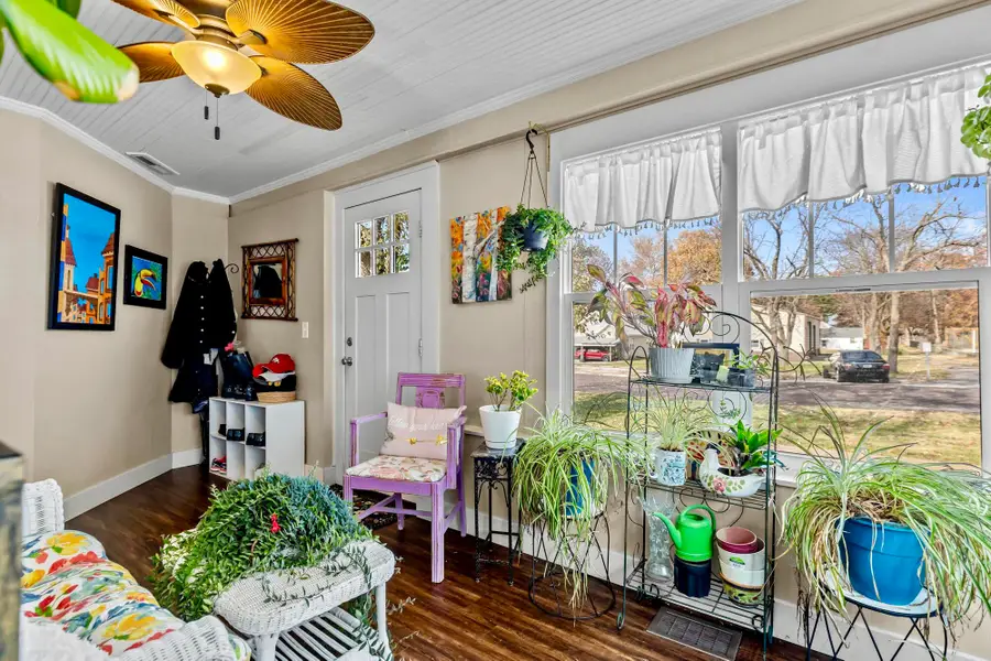 407 W Benton Street, Monett, MO 65708 - Image #3