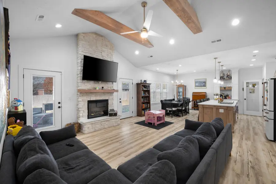 1481 W Jones Street, Bolivar, MO 65613 - Image #2