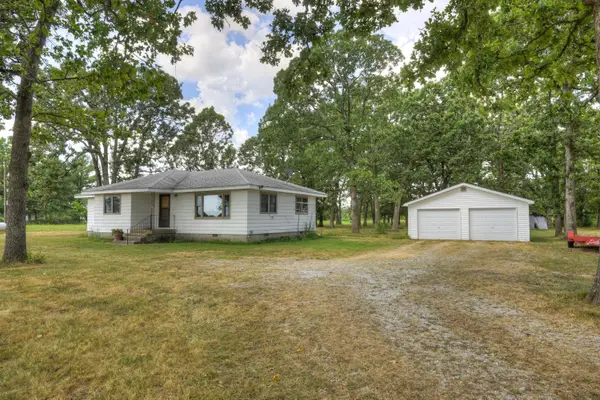 8412 Eland Road, Neosho, MO 64850