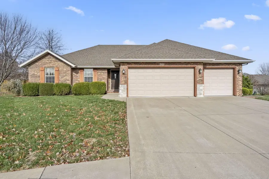 415 N Lewis Court, Nixa, MO 65714 - Image #2