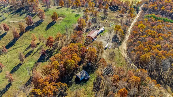 3156 Oregon County 219, Thayer, MO 65791