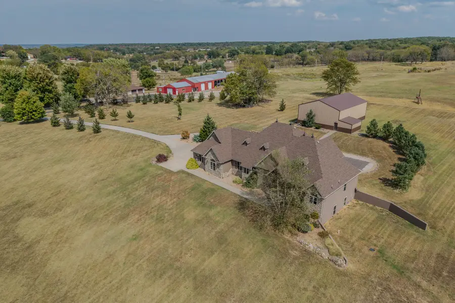 4548 N Farm Rd 249, Strafford, MO 65757 - Image #2