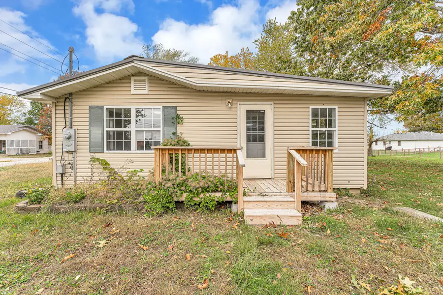 407 W Brown Street, Clever, MO 65631 - Image #3