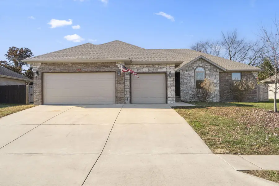 1219 N 10th Avenue, Ozark, MO 65721 - Image #2