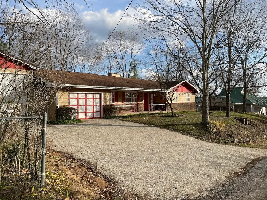 512 N Grand Street, Willow Springs, MO 65793 - Image #2