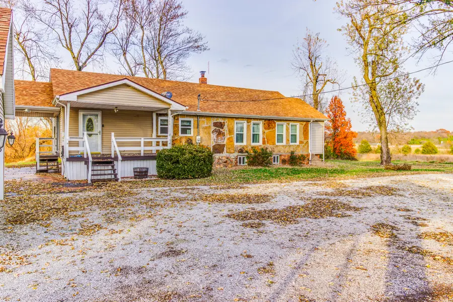 8633 County Lane 186, Carthage, MO 64836 - Image #2