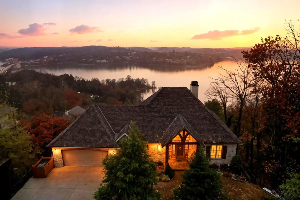 245 Amanda Road, Ridgedale, MO 65739 - Image #1