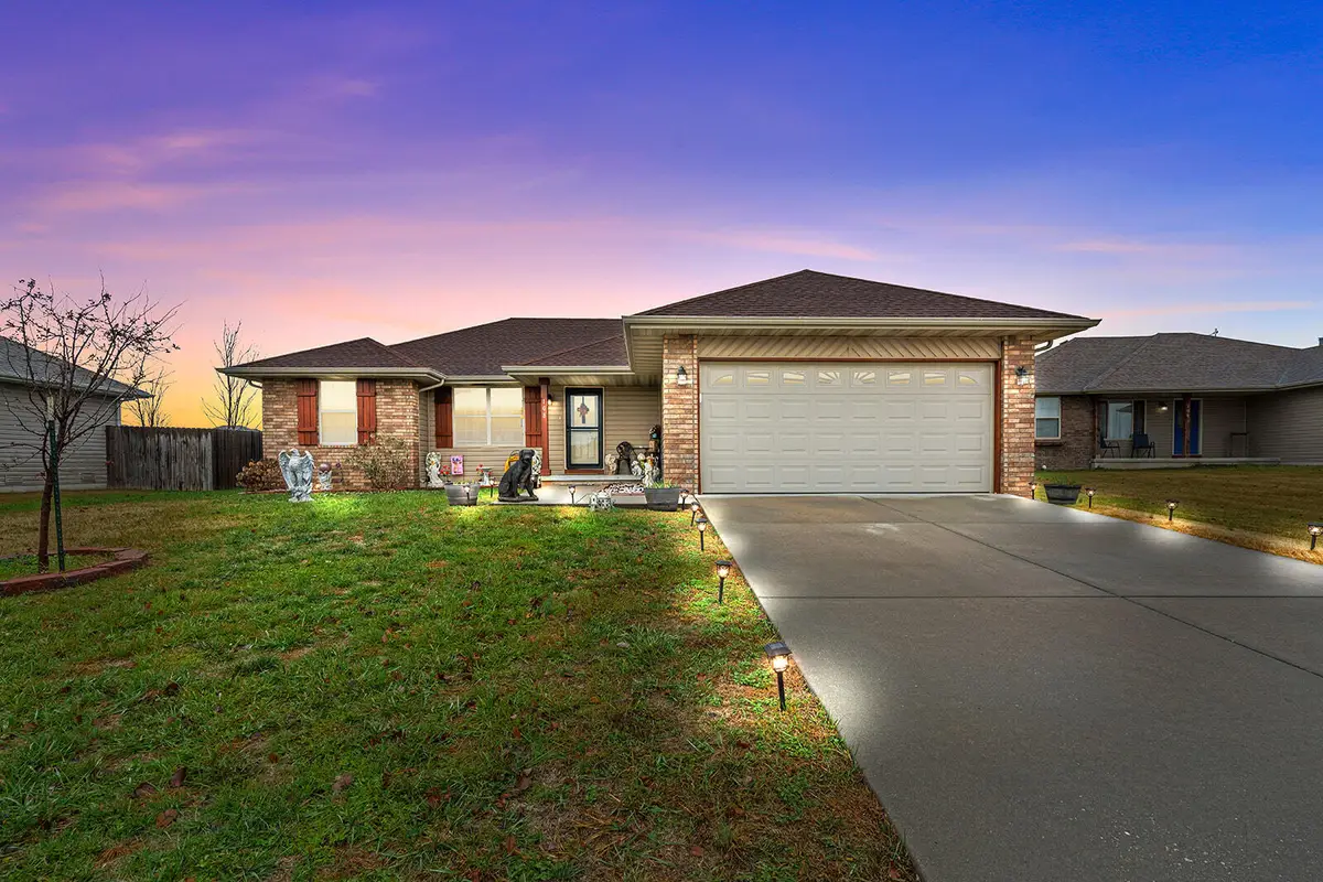 108 N Ashton Avenue, Clever, MO 65631 - Image #1