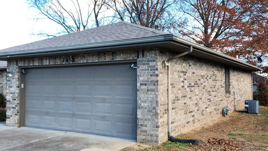 3452 S Parkmont Court, Springfield, MO 65807 - Image #3