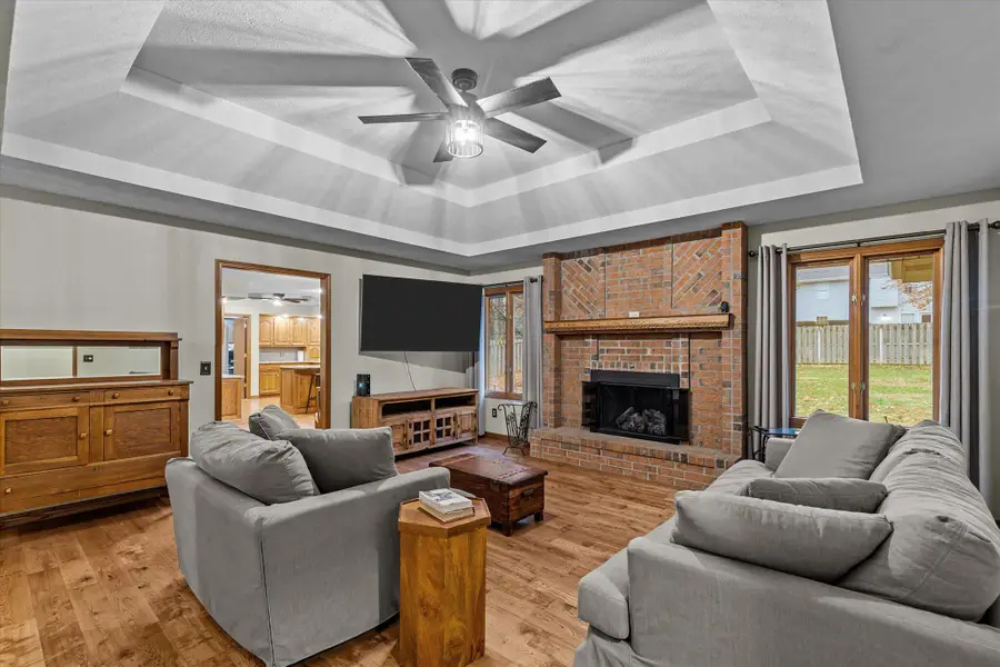 3934 E Linwood Terrace, Springfield, MO 65809 - Image #2