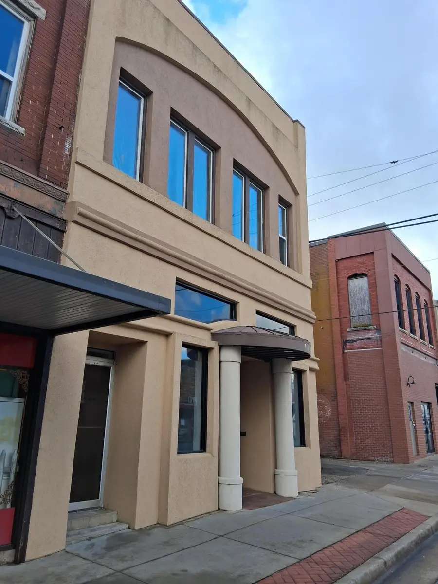 112 N Madison Avenue, Aurora, MO 65605 - Image #3