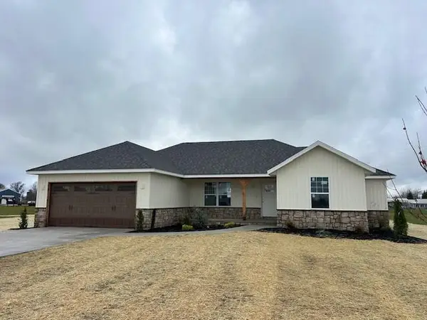 233 Bruce Drive, Seymour, MO 65746