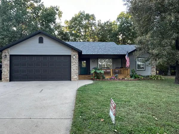 384 Tate Rd, Ridgedale, MO 65739