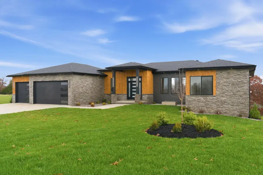 318 Sunset Drive, Chestnutridge, MO 65630 - Image #2