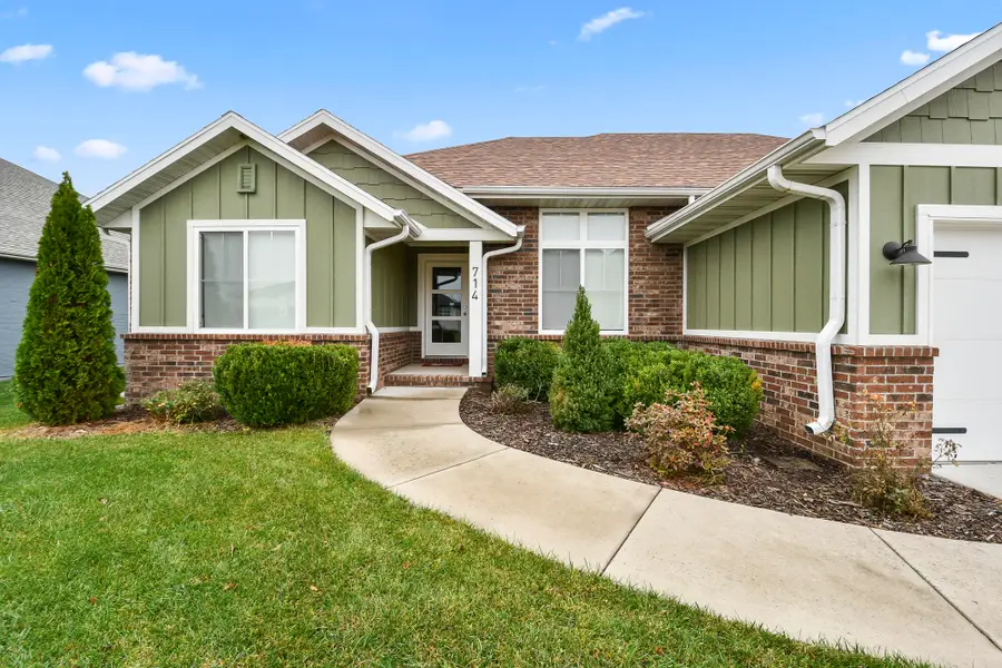 714 N Fox Hill Circle, Nixa, MO 65714 - Image #3