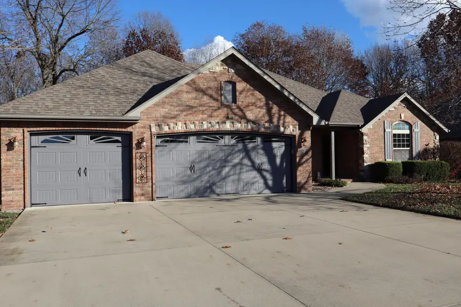 5644 S Winsor Drive, Battlefield, MO 65619 - Image #2
