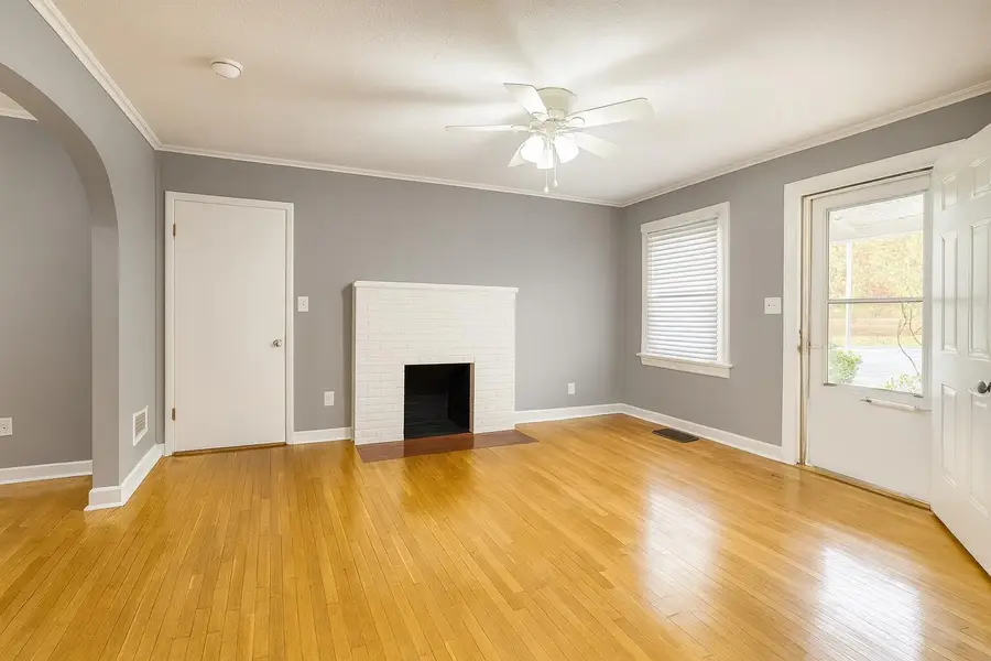 1558 S National Avenue, Springfield, MO 65804 - Image #2