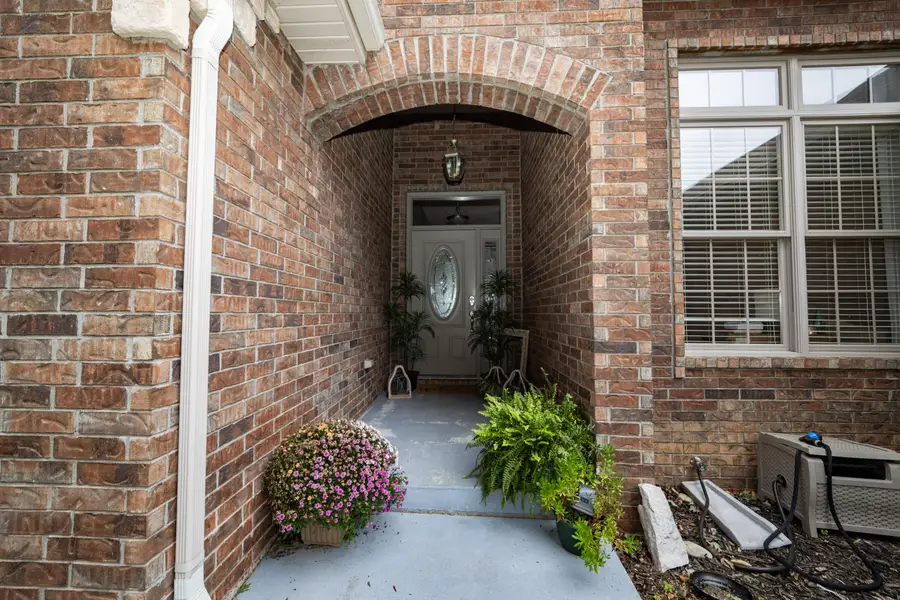 624 N Maplewood Hills Road, Nixa, MO 65714 - Image #2